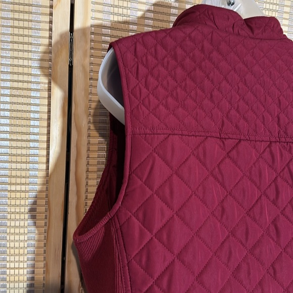 J. Jill Burgundy Red Zip Front Heavy Quilted Puffer Vest Button Pockets Medium - Picture 10 of 16